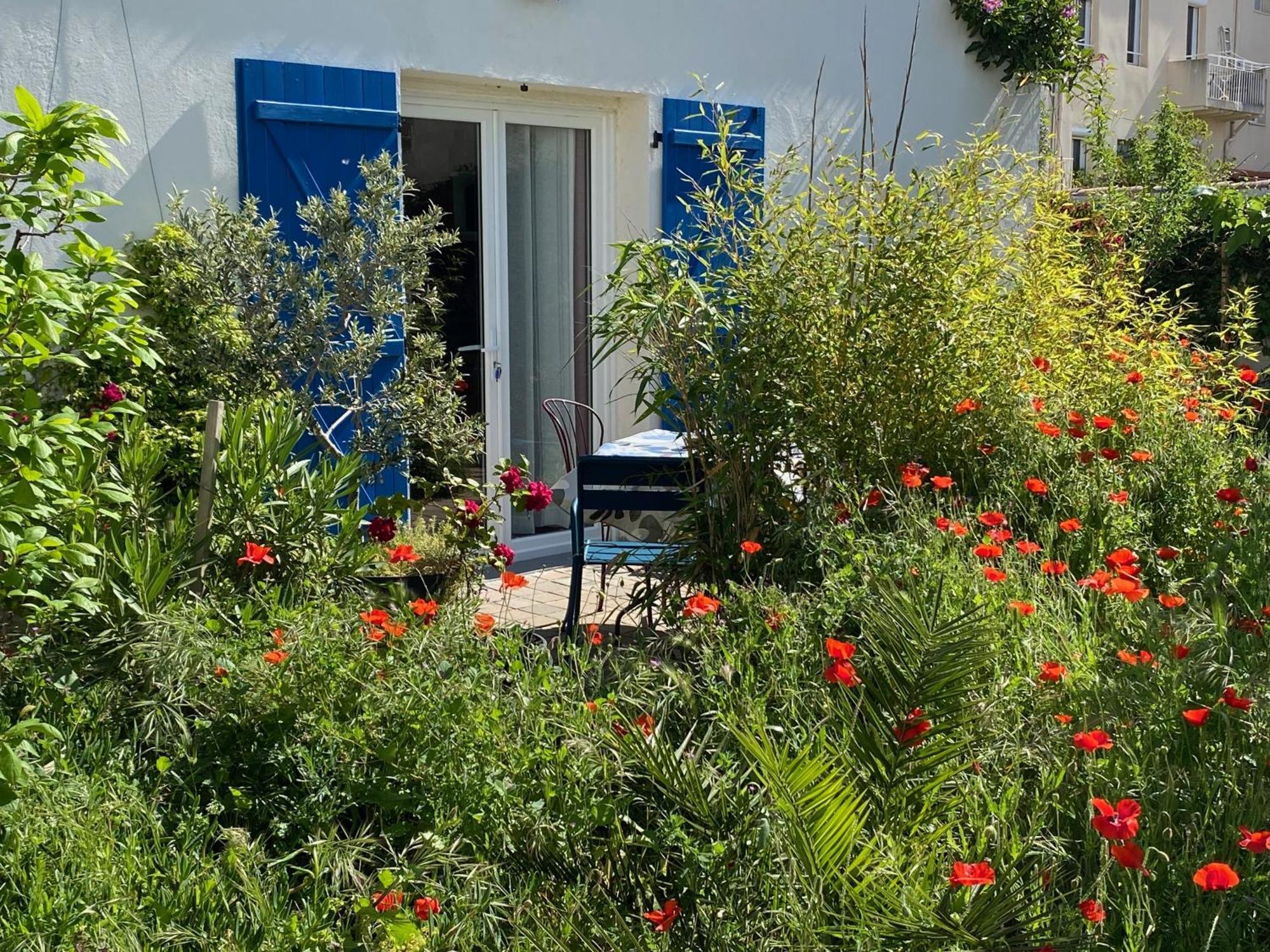 Maisonnette De Jardin Марсель Экстерьер фото